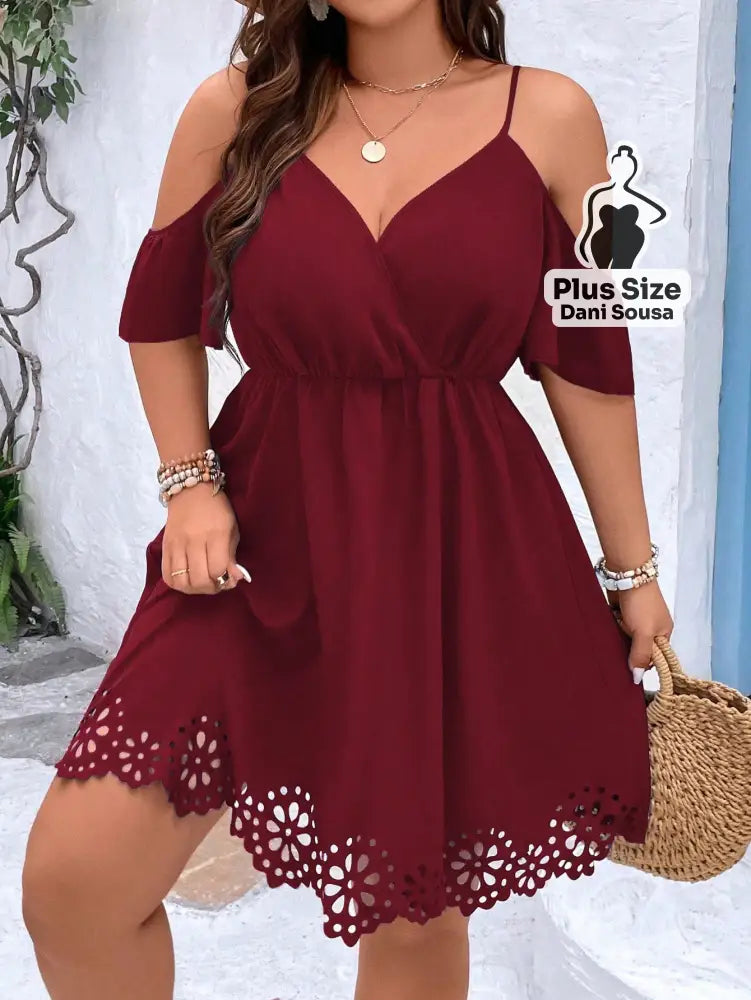 Vestido Charmoso Com Alças E Barra Vazada Plus Size Vinho / G Vestido Charmoso Com Alças E Barra Vazada Plus Size
