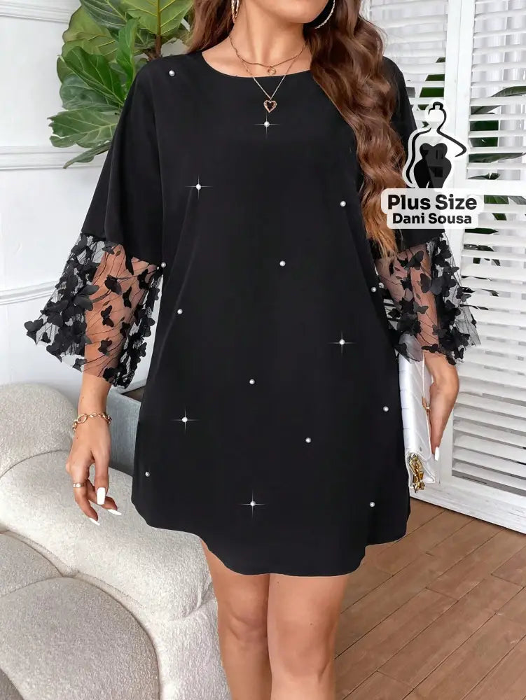 Vestido Com Detalhes De Pérolas E Mangas Em Renda Plus Size Vestido Com Detalhes De Pérolas E Mangas Em Renda Plus Size