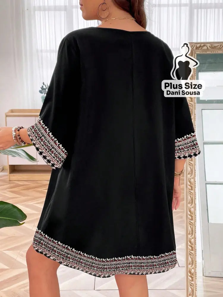Vestido Estilo Boho Com Bordado Sofisticado Plus Size Vestido Estilo Boho Com Bordado Sofisticado Plus Size