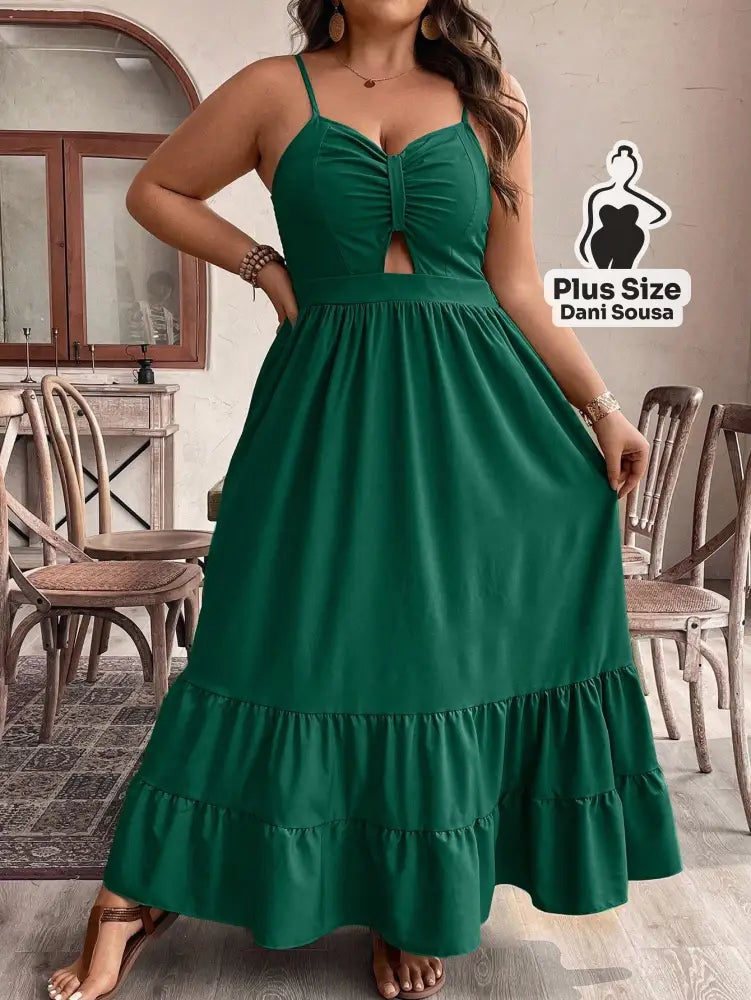 Vestido Longo com Alças Finas e Detalhe de Recorte Plus Size Verde / G Vestido Longo com Alças Finas e Detalhe de