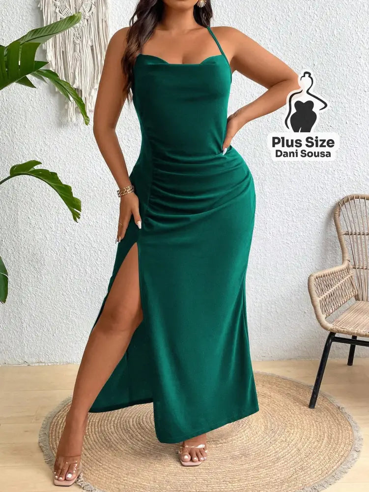 Vestido Longo Elegância Plus Size Vestido Longo Elegância Plus Size