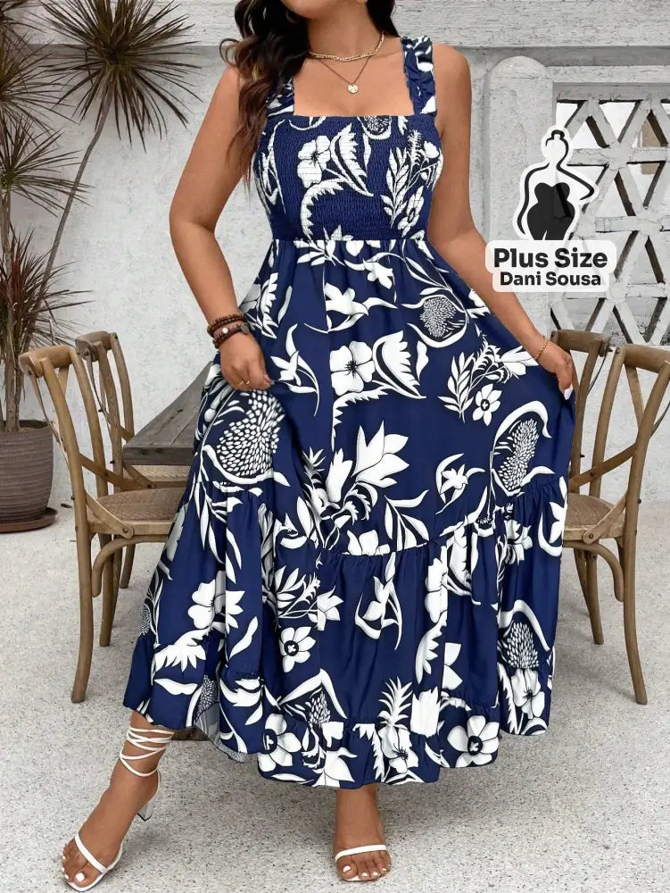 Vestido Longo Estampado com Lastex e Alças Largas Plus Size Vestido Longo Estampado com Lastex e Alças Largas Plus Size