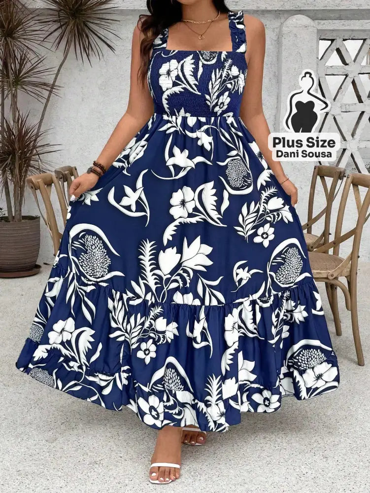 Vestido Longo Estampado com Lastex e Alças Largas Plus Size Vestido Longo Estampado com Lastex e Alças Largas Plus Size