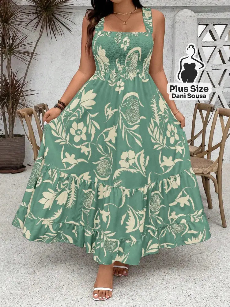 Vestido Longo Estampado com Lastex e Alças Largas Plus Size Vestido Longo Estampado com Lastex e Alças Largas Plus Size