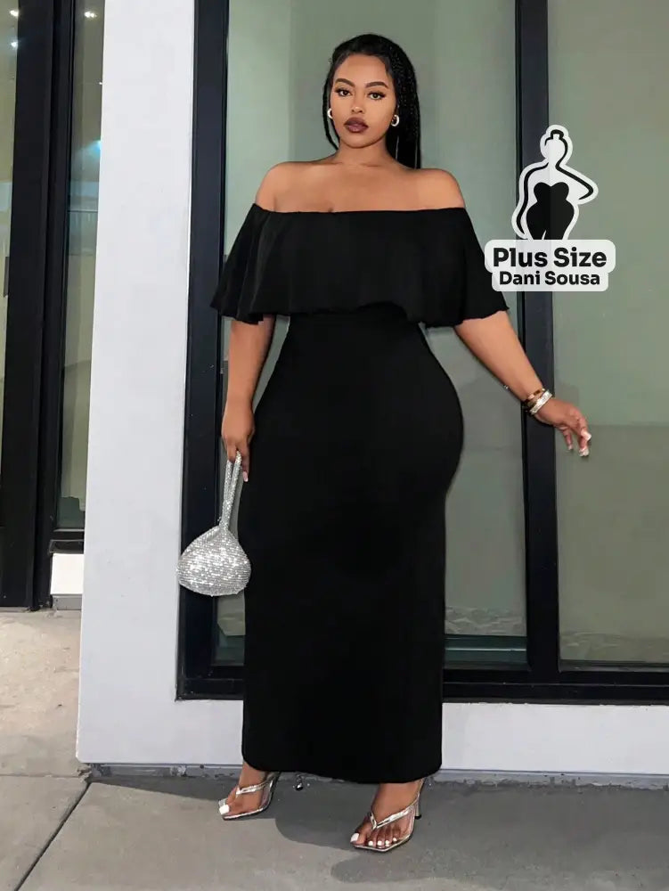 Vestido Longo Ombro a Ombro com Babado Plus Size Preto / G Vestido Longo Ombro a Ombro com Babado Plus Size