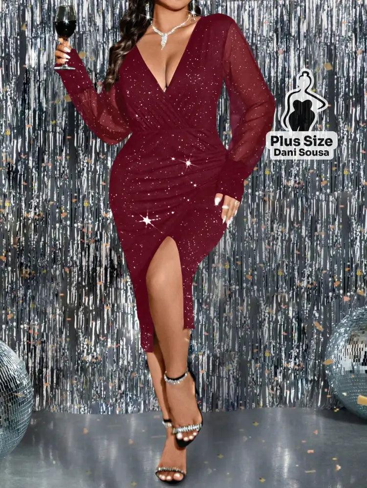 Vestido Midi com Manga Tule Brilhante Plus Size Vestido Midi com Manga Tule Brilhante Plus Size
