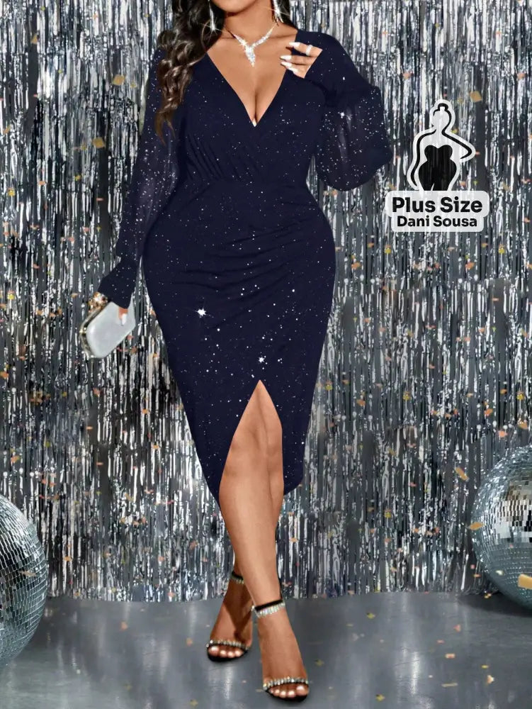Vestido Midi com Manga Tule Brilhante Plus Size Azul Marinho / G Vestido Midi com Manga Tule Brilhante Plus Size