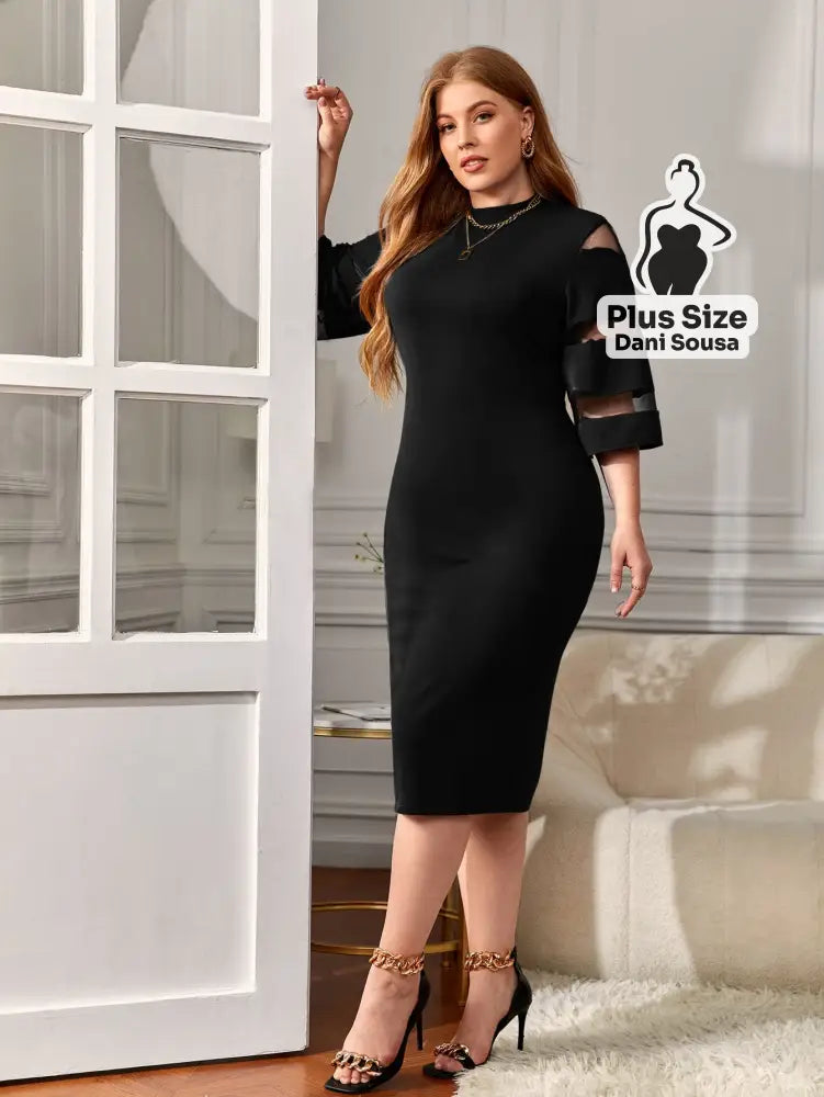 Vestido Midi Elegante Com Detalhes Em Tule Plus Size Vestido Midi Elegante Com Detalhes Em Tule Plus Size