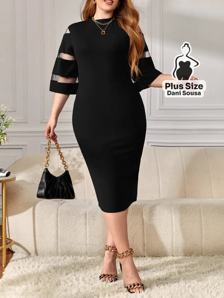 Vestido Midi Elegante Com Detalhes Em Tule Plus Size Vestido Midi Elegante Com Detalhes Em Tule Plus Size