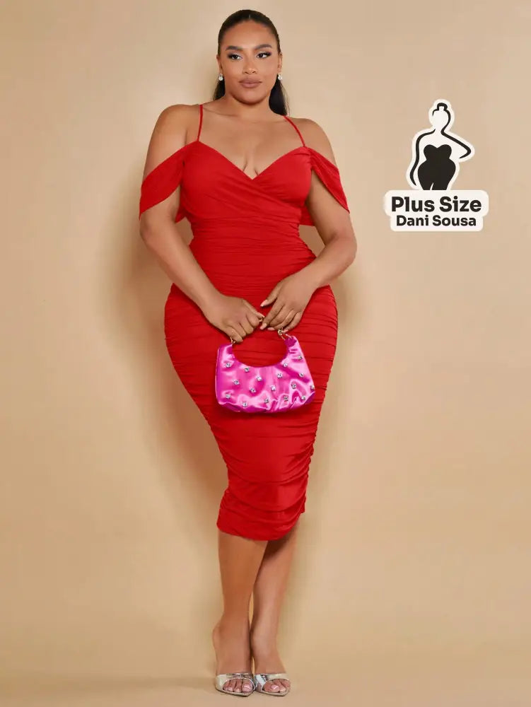 Vestido Midi Justo com Alças Finas e Detalhe Franzido Plus Size Vermelho / G Vestido Midi Justo com Alças Finas e