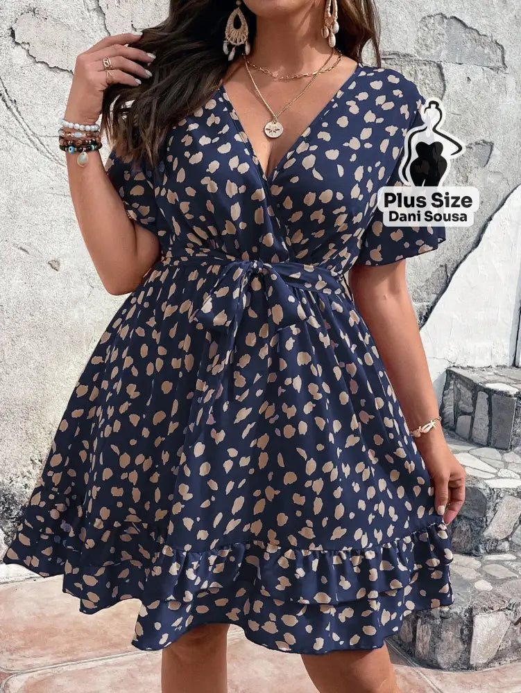 Vestido Midi Vermelho Estampado Romântico Plus Size Vestido Midi Vermelho Estampado Romântico Plus Size