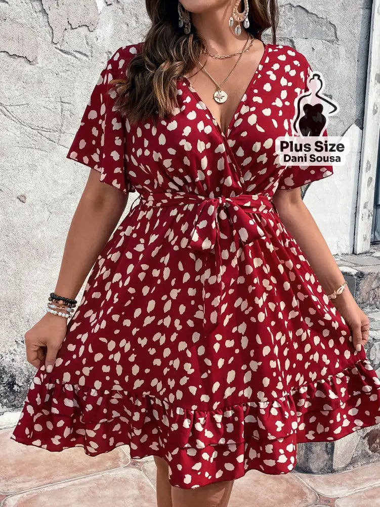 Vestido Midi Vermelho Estampado Romântico Plus Size Vestido Midi Vermelho Estampado Romântico Plus Size