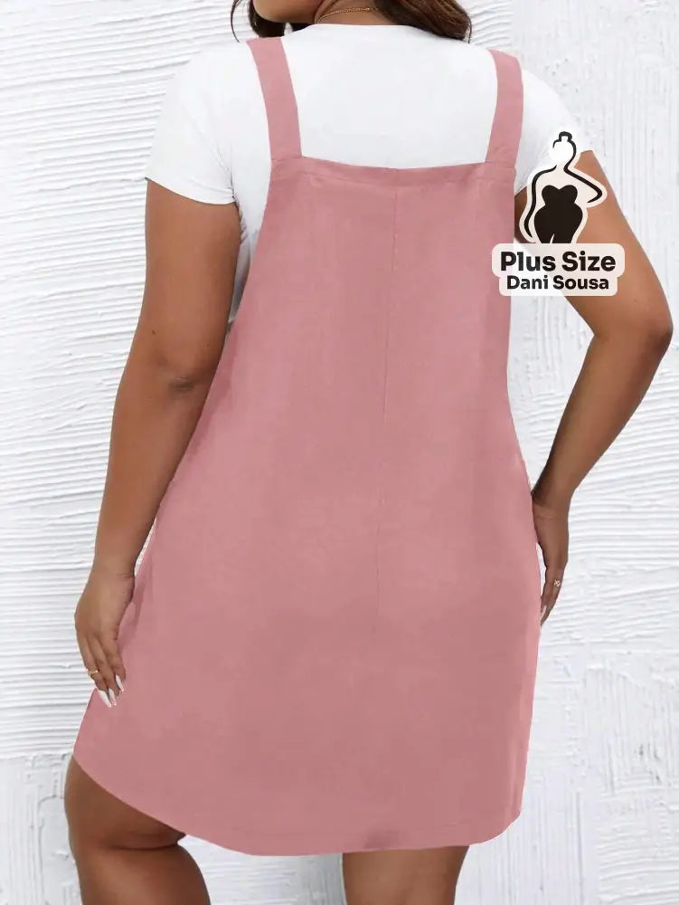 Vestido Salopete com Alças Plus Size Vestido Salopete com Alças Plus Size