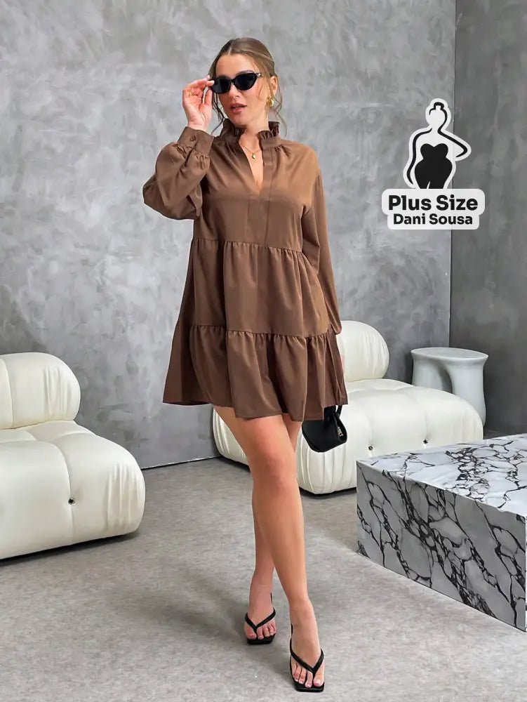 Vestido Sofisticado De Manga Longa Com Babados Plus Size Castanho / G Vestido Sofisticado De Manga Longa Com Babados