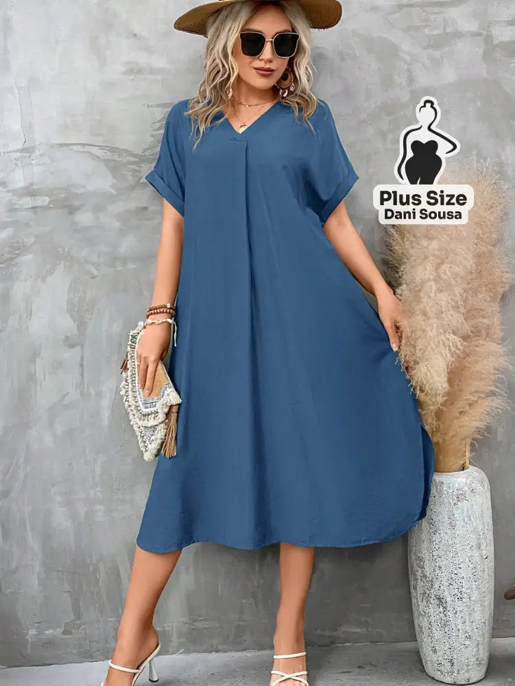 Vestido Solto com Decote V e Mangas Curtas Plus Size Camisa Casual Com Ziper Preto e Branca Plus Size