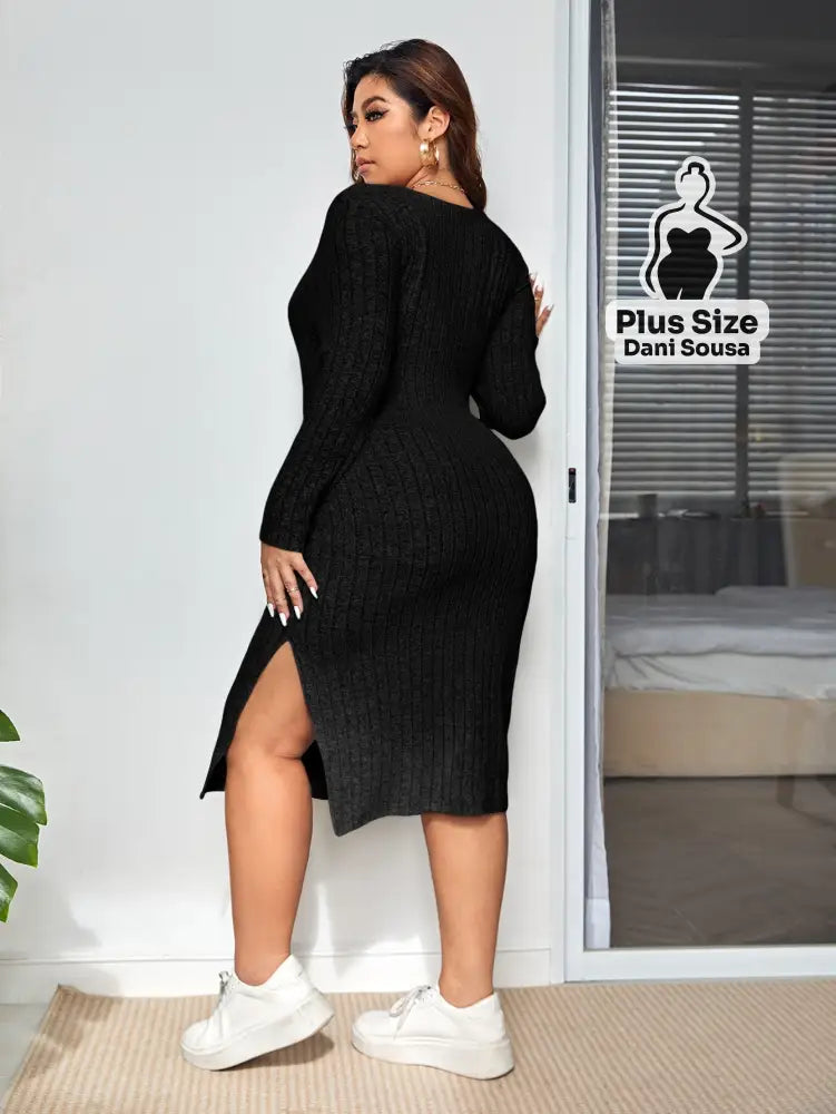 Vestido Tubinho Canelado Com Fenda Plus Size Vestido Tubinho Canelado Com Fenda Plus Size