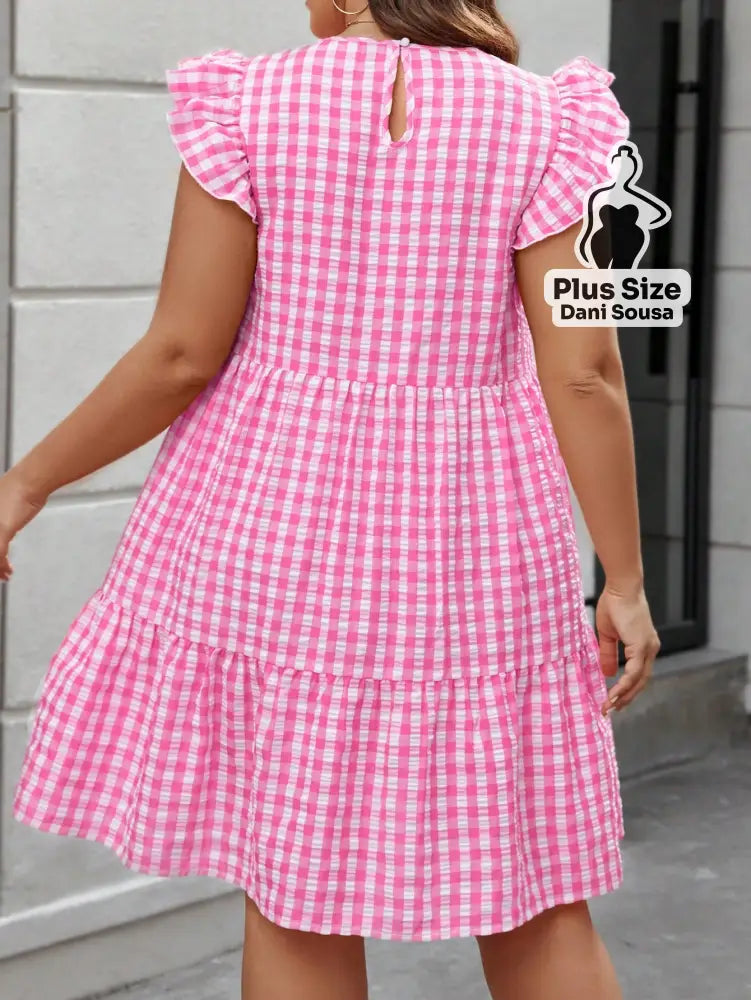 Vestido Vichy com Babado e Estilo Casual Plus Size Vestido Vichy com Babado e Estilo Casual Plus Size