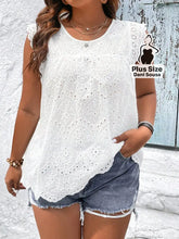 Blusa Bata Bordada com Detalhes Vazados Plus Size Branco / G Blusa Bata Bordada com Detalhes Vazados Plus Size