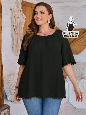 Blusa Com Barra Trabalhada Em Detalhe Plus Size Blusa Com Barra Trabalhada Em Detalhe Plus Size
