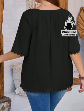 Blusa Com Barra Trabalhada Em Detalhe Plus Size Blusa Com Barra Trabalhada Em Detalhe Plus Size