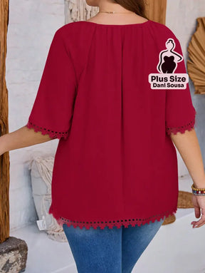 Blusa Com Barra Trabalhada Em Detalhe Plus Size Blusa Com Barra Trabalhada Em Detalhe Plus Size