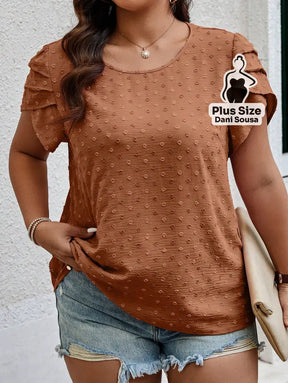 Blusa Com Detalhe Franzido Nas Mangas e Textura Delicada Plus Size Blusa Com Detalhe Franzido Nas Mangas e Textura