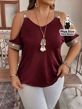 Blusa Com Detalhes de Pedraria e Ombros Vazados Plus Size Vinho / G Blusa Com Detalhes de Pedraria e Ombros Vazados