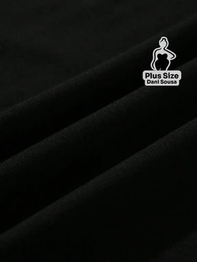 Blusa Com Estampa de Mão de Fátima Plus Size Blusa Com Estampa de Mão de Fátima Plus Size
