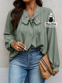Blusa Com Laço e Manga Longa Elegante Plus Size Verde Oliva / G Blusa Com Laço e Manga Longa Elegante Plus Size