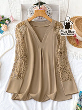 Blusa Com Mangas Rendadas E Detalhe Delicado Plus Size Cáqui / G Conjunto Cropped e Shorts Estampado com Detalhes de