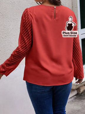 Blusa Com Pregas e Manga Texturizada Plus Size Blusa Com Pregas e Manga Texturizada Plus Size