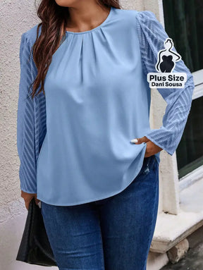 Blusa Com Pregas e Manga Texturizada Plus Size Blusa Com Pregas e Manga Texturizada Plus Size