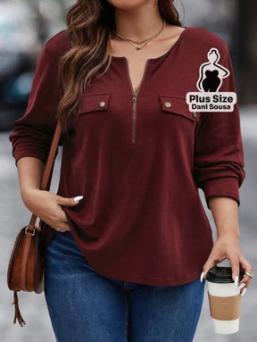 Blusa Com Zíper Frontal e Bolsos Decorativos Plus Size Blusa Com Zíper Frontal e Bolsos Decorativos Plus Size