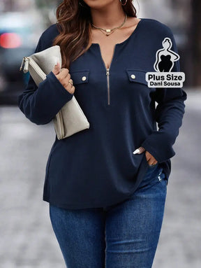 Blusa Com Zíper Frontal e Bolsos Decorativos Plus Size Azul Marinho / G Blusa Com Zíper Frontal e Bolsos Decorativos