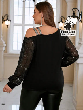 Blusa de Ombro Aberto Com Manga de Brilho Plus Size Blusa de Ombro Aberto Com Manga de Brilho Plus Size
