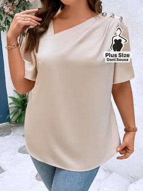 Blusa de Um Ombro Só Com Detalhes de Botões Plus Size Blusa de Um Ombro Só Com Detalhes de Botões Plus Size