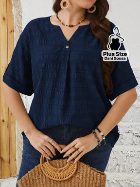 Blusa Elegante Com Botão Frontal Plus Size Blusa Elegante Com Botão Frontal Plus Size