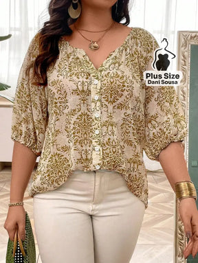 Blusa Estampada Com Botões e Manga Bufante Plus Size Blusa Estampada Com Botões e Manga Bufante Plus Size