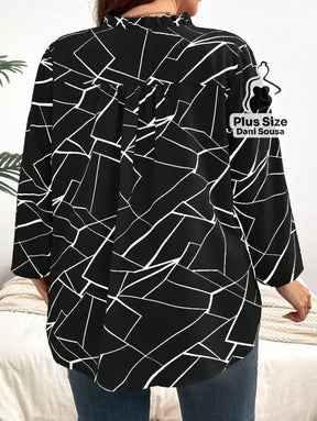 Blusa Geométrica e Decote V Plus Size Blusa Geométrica e Decote V Plus Size