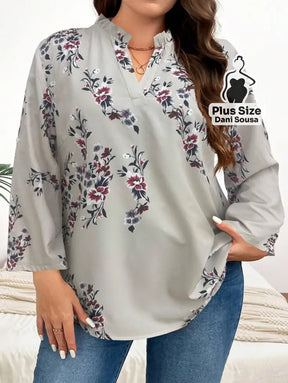 Blusa Geométrica e Decote V Plus Size Blusa Geométrica e Decote V Plus Size