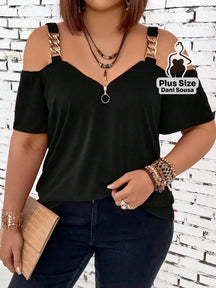 Blusa Ombro Vazado com Detalhe de Corrente Plus Size Preto / G Blusa Ombro Vazado com Detalhe de Corrente Plus Size
