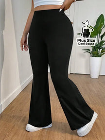 Calça de Malha Canelada Flare Plus Size Preto / G Calça de Malha Canelada Flare Plus Size