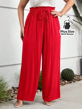 Calça Pantalona Com Bolsos Frontais e Cintura Ajustável Plus Size Calça Pantalona Com Bolsos Frontais e Cintura