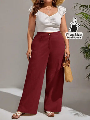 Calça Pantalona de Linho Com Fechamento Frontal Plus Size Calça Pantalona de Linho Com Fechamento Frontal Plus Size