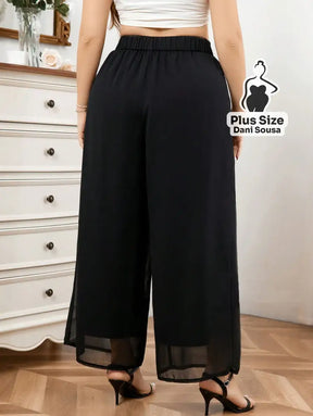 Calça Pantalona Elegante Com Acabamento Delicado Plus Size Calça Pantalona Elegante Com Acabamento Delicado Plus Size