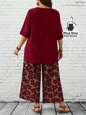 Conjunto Feminino com Blusa Solta e Calça Estampada Floral Plus Size Conjunto Feminino com Blusa Solta e Calça