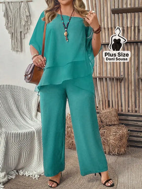 Conjunto Feminino de Blusa com Camadas e Calça Pantalona Plus Size Conjunto Feminino de Blusa com Camadas e Calça