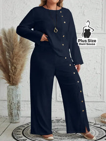 Conjunto Feminino de Blusa e Calça Com Detalhes de Botões Plus Size Azul Marinho / G Conjunto Feminino de Blusa e Calça