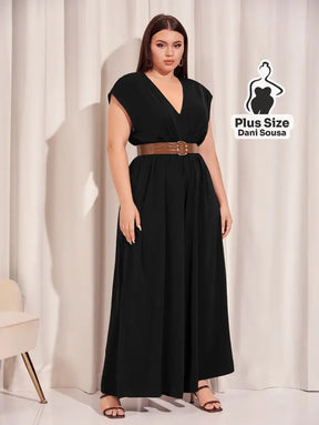 Macacão De Corte Elegante Com Decote V Plus Size Macacão De Corte Elegante Com Decote V Plus Size
