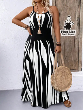 Vestido Longo com Estampa Zebrada e Alças Finas Plus Size Vestido Longo Estampado com Lastex e Alças Largas Plus Size